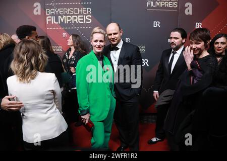 Anna Schudt und Moritz Fuehrmann. Roter Teppich,Red Carpet,Bayerischer Filmpreis 2023 am 19.09.2024 im Prinzregententheater in Muenchen Stock Photo