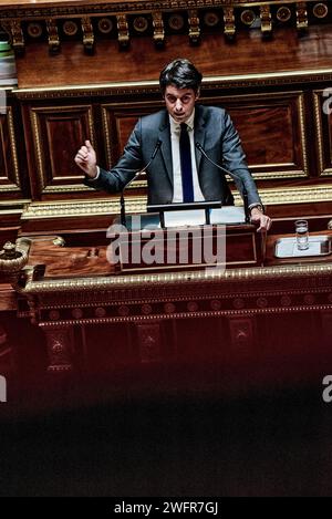 Paris, France. 31st Jan, 2024. © Antonin Burat/Le Pictorium/MAXPPP - Paris 31/01/2024 Antonin Burat/Le Pictorium - 31/01/2024 - France/Ile-de-France/Paris - Le Premier ministre Gabriel Attal prononce son discours de politique generale devant l'Assemblee nationale, le 30 janvier 2024. - Valeurs ACtuelles out, no jdd, jdd out, RUSSIA OUT, NO RUSSIA #norussia/31/01/2024 - France/Ile-de-France (region)/Paris - Prime Minister Gabriel Attal delivers his speech of general politic in front of the French National Assembly, on January 30, 2024. Credit: MAXPPP/Alamy Live News Stock Photo