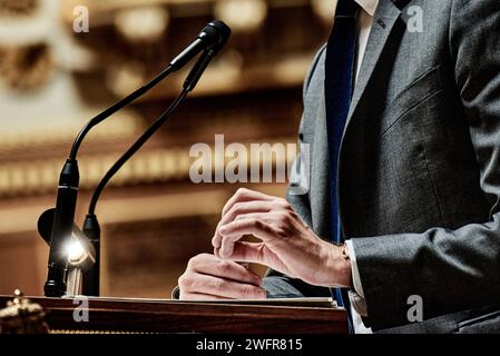 Paris, France. 31st Jan, 2024. © Antonin Burat/Le Pictorium/MAXPPP - Paris 31/01/2024 Antonin Burat/Le Pictorium - 31/01/2024 - France/Ile-de-France/Paris - Le Premier ministre Gabriel Attal prononce son discours de politique generale devant l'Assemblee nationale, le 30 janvier 2024. - Valeurs ACtuelles out, no jdd, jdd out, RUSSIA OUT, NO RUSSIA #norussia/31/01/2024 - France/Ile-de-France (region)/Paris - Prime Minister Gabriel Attal delivers his speech of general politic in front of the French National Assembly, on January 30, 2024. Credit: MAXPPP/Alamy Live News Stock Photo