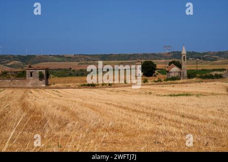 Country landscape near Forenza and Venosa, in Potenza province, Basilicata, Italy Stock Photo