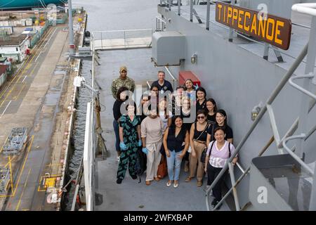 Members of Singapore’s chapter of Women’s International Shipping and ...