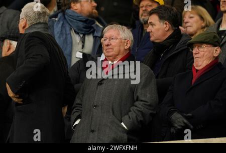 Wolverhampton, UK. 1st Feb, 2024. Former Manchester United manager Sir Alex Ferguson (C) during the Premier League match at Molineux, Wolverhampton. Picture credit should read: Andrew Yates/Sportimage Credit: Sportimage Ltd/Alamy Live News Stock Photo