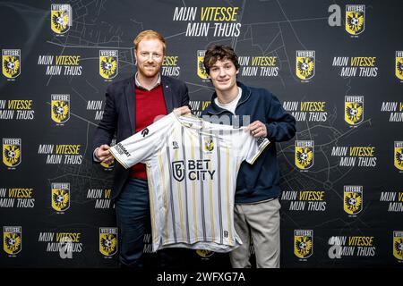 Arnhem, Nederland. 01st Feb, 2024. ARNHEM, 01-02-2024, Sportcentrum Papendal, football, Dutch Eredivisie, season 2023/2024, Presentation of new Vitesse player Paxten Aaronson Credit: Pro Shots/Alamy Live News Stock Photo