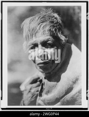 A Wailaki man, c1924. Wailaki man, head-and-shoulders portrait, facing front. Stock Photo