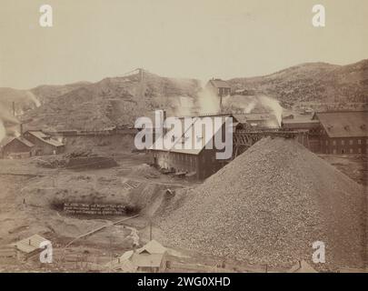 Mills and mines Part of the great Homestake works, Lead City, Dak, 1889. Bird's-eye view of mining factory, Homestake Works. Stock Photo