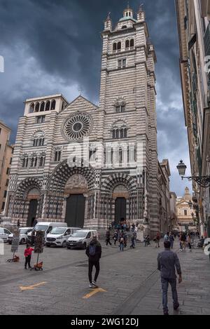 Cathedral of San Lorenzo, Piazza San Lorenzo, Genoa, Italy Stock Photo