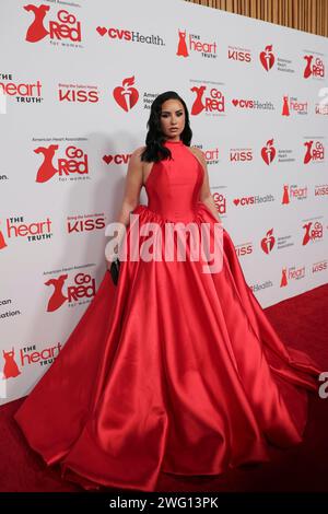 red dress collection 2019 15th Annual American Heart Association's 'Go Red for Women' Red Dress  Collection Show [PHOTOS]