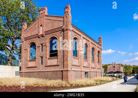 The new part of The Silesian Museum in Katowice, Poland. Stock Photo