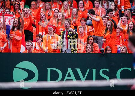 Groningen, Netherlands. 02nd Feb, 2024. GRONINGEN, NETHERLANDS - FEBRUARY 2: fans of The Netherlands during the Davis Cup Qualifiers 2024 match between Netherlands and Switzerland at Martiniplaza on February 2, 2024 in Groningen, Netherlands. (Photo by Andre Weening/Orange Pictures) Credit: Orange Pics BV/Alamy Live News Stock Photo