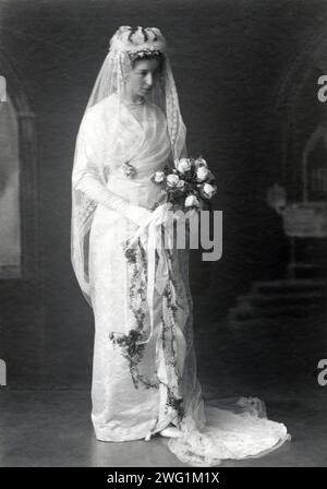 Portrait of Alfhild Arosenius (1880-1966) in wedding dress, 1913. Stock Photo