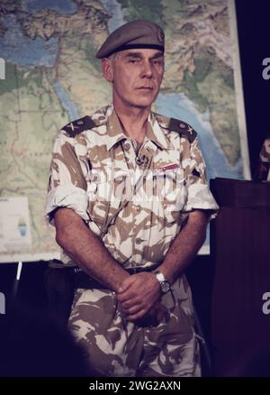 7th February 1991 General Sir Peter de la Billière giving a press conference in Riyadh during the build-up to war with Iraq. Stock Photo