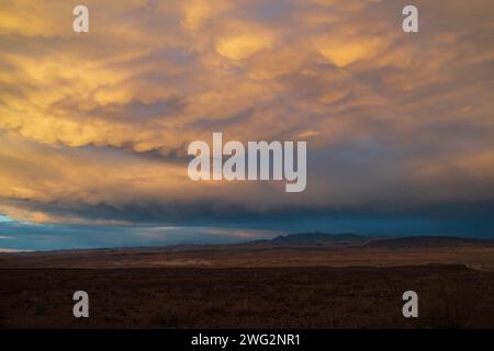 Spooky cloudscape over mountainous desert area in Nevada Stock Photo