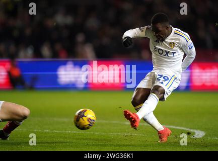 Wilfried Gnonto of Leeds United scores to make it 1-1 during the ...