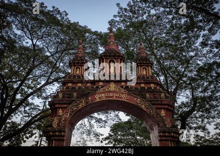 Mae Sai, Thailand. 17th Jan, 2024. The entrance gate of the Wat Tham Pla Temple. Wat Tham Pla (Cave Fish Temple) is also referred to as the 'Monkey Temple' for Thai locals, located 16 kilometers from Mae Sai, the northernmost city of Thailand. (Photo by Guillaume Payen/SOPA Images/Sipa USA) Credit: Sipa USA/Alamy Live News Stock Photo