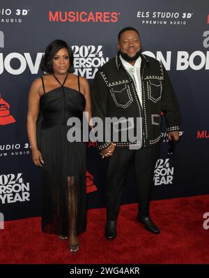 LOS ANGELES, USA. February 02, 2024: Michael Trotter Jr. & Tanya Trotter of The War and Treaty at the MusiCares Person of the Year Gala. Picture: Paul Smith/Featureflash Credit: Paul Smith/Alamy Live News Stock Photo