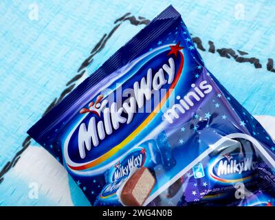 milky-way-chocolate-bar-