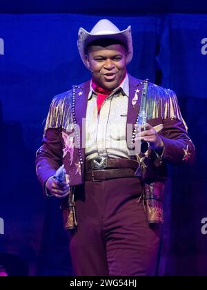 Tarinn Callender (Bronco Billy) in BRONCO BILLY - THE MUSICAL at the ...