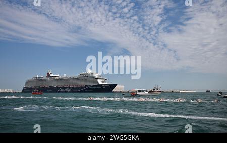 Doha, Qatar. 3rd Feb, 2024. Japan team group (JPN) Artistic Swimming