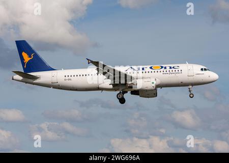 Italian Air One Airbus A320-200 with registration EI-DSL on final for Amsterdam Airport Schiphol Stock Photo