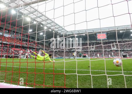 Freiburg Im Breisgau, Germany. 03rd Feb, 2024. Soccer: Bundesliga, SC Freiburg - VfB Stuttgart, Matchday 20, Europa-Park Stadium. Stuttgart's Deniz Undav with the shot on goal to make it 0:1. Credit: Harry Langer/dpa - IMPORTANT NOTE: In accordance with the regulations of the DFL German Football League and the DFB German Football Association, it is prohibited to utilize or have utilized photographs taken in the stadium and/or of the match in the form of sequential images and/or video-like photo series./dpa/Alamy Live News Stock Photo