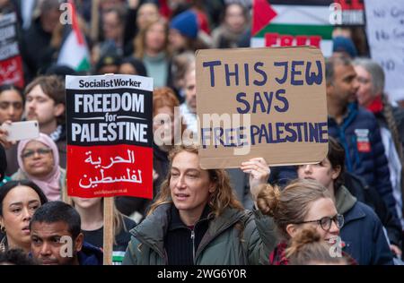 London, England, UK. 3rd Feb, 2024. Tens of thousands protesters marched in central London demanding ceasefire inGaza. (Credit Image: © Tayfun Salci/ZUMA Press Wire) EDITORIAL USAGE ONLY! Not for Commercial USAGE! Stock Photo