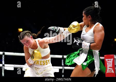 Boxer Francesca Hennessey (left) in action Lauren Belen Valdebenito in the bantaweight bout at the OVO Arena Wembley, London. Picture date: Saturday February 3, 2024. Stock Photo