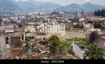 Hatay, Turkey. 03rd Feb, 2024. (EDITORS NOTE: Photo taken with drone) View of destroyed buildings and property by the earthquake. Turkey experienced the largest earthquake in its history on December 6, 2023, in the border region of Syria. Following the consecutive 7.4 and 7.7 earthquakes, 10 cities in the eastern region were affected. There are still ruins of collapsed buildings in the city center of Hatay, one of the most affected cities. (Photo by Tunahan Turhan/SOPA Images/Sipa USA) Credit: Sipa USA/Alamy Live News Stock Photo