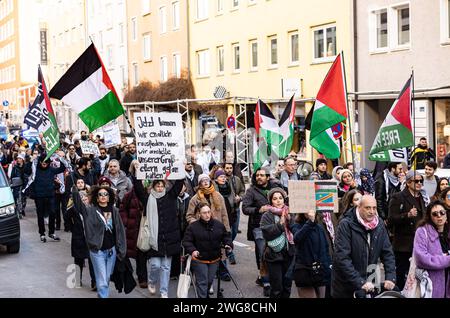 Munich, Germany. 03rd Feb, 2024. After the International Court of Justice in The Hague warned of a genocide in Gaza, around a thousand participants demonstrated in Munich, Germany, on February 3, 2024 for an end to the genocide in Gaza. The organizers clearly distanced themselves from anti-Semitism, called for a ceasefire and showed solidarity with Palestine. (Photo by Alexander Pohl/Sipa USA) Credit: Sipa USA/Alamy Live News Stock Photo