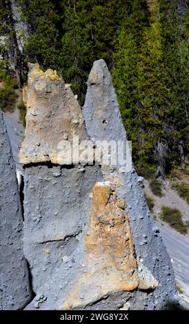 Cluster of Fossil Fumeroles, in Crater Lake National Park, in Oregon, hav formed on the cliffs at Pinnacles Overlook. Stock Photo