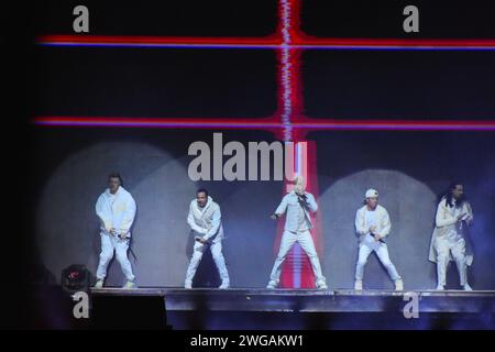 LEON, MEXICO - FEB 03. American 90s pop band Backstreet boys performing live for more than 30,000 attenders during Feria de Leon at Foro Mazda as part of DNA World Tour on February 3, 2024 in Leon, Mexico. (Photo by JVMODEL) Stock Photo