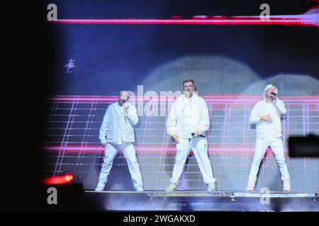 LEON, MEXICO - FEB 03. American 90s pop band Backstreet boys performing live for more than 30,000 attenders during Feria de Leon at Foro Mazda as part of DNA World Tour on February 3, 2024 in Leon, Mexico. (Photo by JVMODEL) Stock Photo