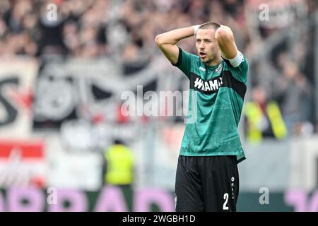 Freiburg Im Breisgau, Germany. 03rd Feb, 2024. Soccer: Bundesliga, SC Freiburg - VfB Stuttgart, Matchday 20, Europa-Park Stadium. Stuttgart's Waldemar Anton reacts. Credit: Harry Langer/dpa - IMPORTANT NOTE: In accordance with the regulations of the DFL German Football League and the DFB German Football Association, it is prohibited to utilize or have utilized photographs taken in the stadium and/or of the match in the form of sequential images and/or video-like photo series./dpa/Alamy Live News Stock Photo