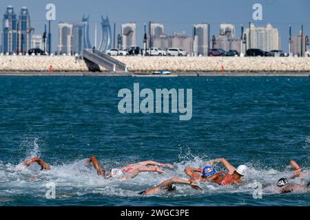 Doha, Qatar. 04th Feb, 2024. Swimmers compete in the open water 10km Men Final during the 21st World Aquatics Championships at the Old Doha Port in Doha (Qatar), February 4, 2024. Credit: Insidefoto di andrea staccioli/Alamy Live News Stock Photo