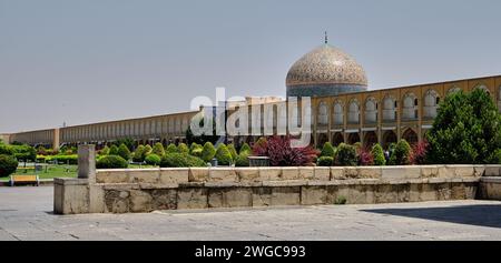 Isfahan, Iran, 06.30.2023: Naqsh-e Jahan Square, Architecture details and life in Naqsh-e Jahan Square, esfehan, iran Stock Photo