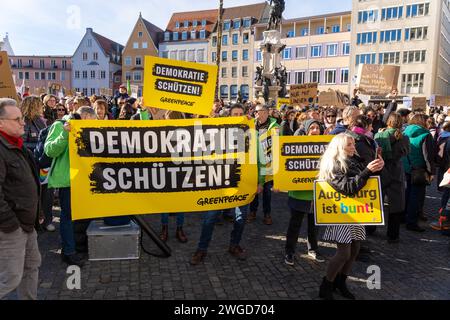 Augsburg, Bavaria, Germany - February 3, 2024: Greenpeace demonstrates in Augsburg against the right and right-wing extremism *** Greenpeace Demonstriert in Augsburg gegen Rechts und Rechtsextremismus Stock Photo