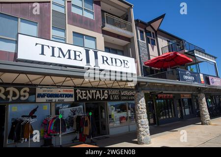 Jindabyne, australian town in south east New South Wales, shops and stores in the town centre during summer 2024, Jindabyne is popular I winter Stock Photo
