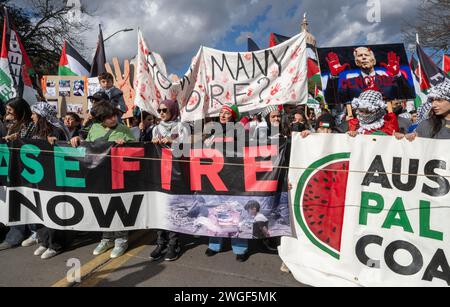 Austin, Tx, USA. 4th Feb, 2024. Several thousand supporters of a free Palestine and advocates for a Middle East cease-fire rally at the Texas Capitol February 4, 2024, afterwards marching on Congress Avenue through downtown Austin. Signs blaming President Joe Biden and Texas Governor Greg Abbott for the bloodshed were carried by the lead marchers. (Credit Image: © Bob Daemmrich/ZUMA Press Wire) EDITORIAL USAGE ONLY! Not for Commercial USAGE! Stock Photo