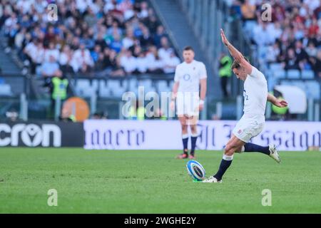 George Ford of England kicks the ball during the Guinness Men's Six Nations 2024 at the Stadio Olimpico on February 3, 2024 in Rome, Italy. Stock Photo