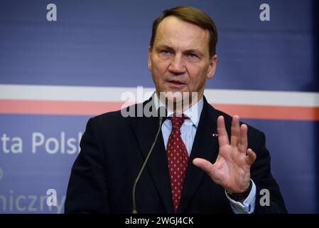 Josep Borrell Bilateral Meeting With Polish Minister Of Foreign Affairs. Poland s Minister of Foreign Affairs Radoslaw Sikorski R gestures as he addresses the media during a press conference with the European Union s High Representative for Foreign Affairs and Security Policy Josep Borrell Not pictured in Warsaw, Poland on February 5, 2024. Warsaw Poland Copyright: xAleksanderxKalkax Stock Photo