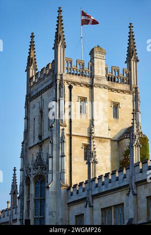 The view of the square tower of Pitt building, the former headquarters of Cambridge University Press and now a conference venue. Cambridge. Cambridges Stock Photo