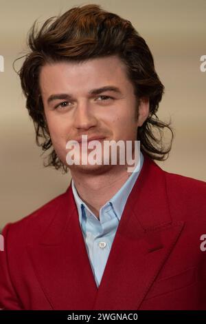 Rome, Italy. 05th Feb, 2024. Joe Keery is attending the premiere of ''Finalmente l'Alba'' at Cinema Barberini in Rome, Italy, on February 5, 2024. (Photo by Luca Carlino/NurPhoto) Credit: NurPhoto SRL/Alamy Live News Stock Photo