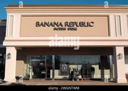 New York, United States. 05th Feb, 2024. A person walks past a Banana Republic Factory store in the neighborhood of Plainview in Nassau County, Long Island, New York. Credit: SOPA Images Limited/Alamy Live News Stock Photo