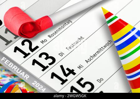 Deutscher Kalender und Karneval in Deutschland im Februar 2024 Rosenmontag Fastnacht  Aschermittwoch mit Dekoration Stock Photo