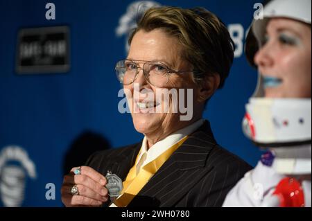Cambridge, Massachusetts, USA. 6th Feb, 2024. Actress Annette Bening at the press conference for the 2024 Woman of the Year Award presented by Harvard University's Hasty Pudding Theatricals to Bening in Cambridge, Massachusetts on Tuesday, Feb. 6, 2024. Bening was named the 57th Woman of the Year following an Academy Award nomination, the 5th nomination in her career, for her role in the 2023 film 'Nyad. (Credit Image: © Andrew Burke-Stevenson/ZUMA Press Wire) EDITORIAL USAGE ONLY! Not for Commercial USAGE! Stock Photo