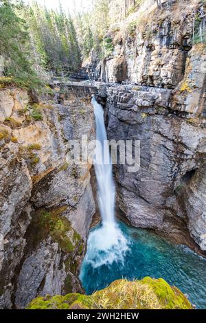 Johnston Canyon, Upper Falls. Banff National Park, Canadian Rockies, Alberta, Canada. Stock Photo