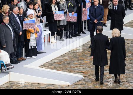 Julien Mattia/Le Pictorium - National Tribute to the Victims of the Hamas Attacks in, Israel. 07th Feb, 2024. France/Ile-de-France (region)/Paris - President Emmanuel Macron arrives before the families of the victims accompanied by his Wife, Brigitte Macron during the ceremony of homage to the French victims of the October 7 terrorist attacks in Israel, at Les Invalides, February 7, 2024. Credit: LE PICTORIUM/Alamy Live News Stock Photo