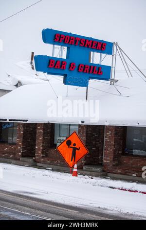 Caltrans sets up chain control checkpoints on U.S. 395 like this one in ...