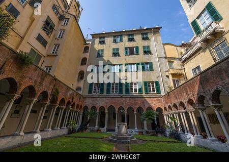GENOA, ITALY, MAY 23, 2023 - View of the cloister of San Matteo Church in the historic center of Genoa, Italy Stock Photo