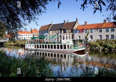 Damme Canal, Damse Vaart, Damme, Flanders, Belgium, Europe Stock Photo