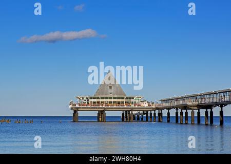 Heringsdorf Pier / Seebrücke Heringsdorf stretching out into the Baltic Sea on the island of Usedom,  Mecklenburg-Vorpommern, Germany Stock Photo